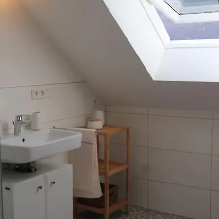 Helles Apartment Mit Balkon In Toplage! Verbandsgemeinde Verbandsgemeinde Traben-Trarbach Buitenkant foto