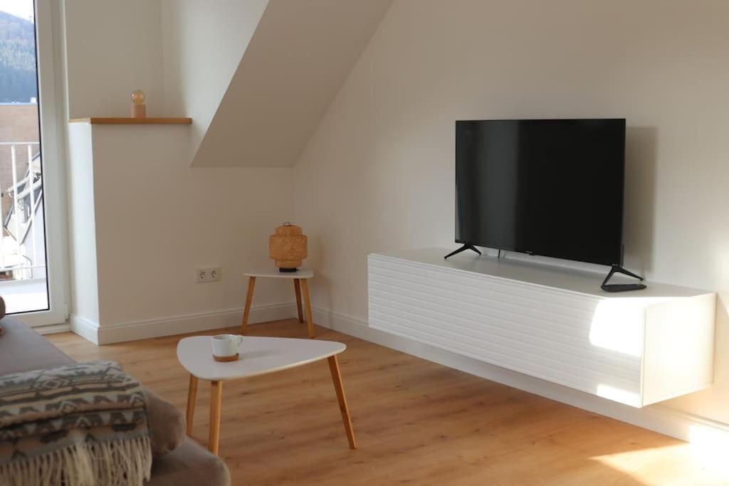 Helles Mit Balkon In Toplage! Apartment